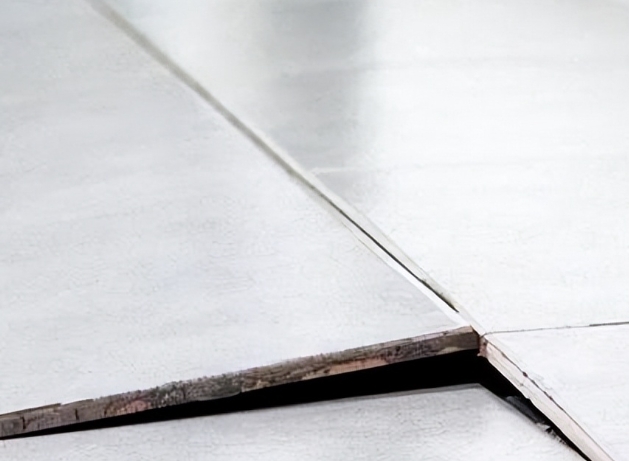 乳源瓷砖空鼓维修公司专业分享瓷砖空鼓是由多种因素共同作用导致的，主要包括以下几个方面